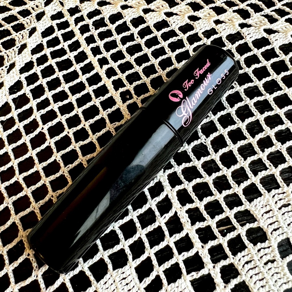 Too Faced vintage lipgloss